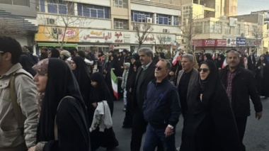 حضور رئیس و همکاران موسسه تحقیقات علوم دامی کشور در راهپیمایی ۲۲ دی ماه