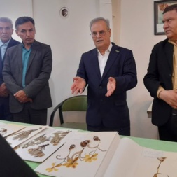 بازدید از هرباریوم