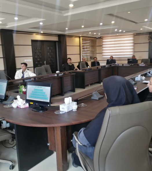 ارتقای دانش اداری کارشناسان با محوریت آموزش نگارش و پیگیری مکاتبات رسمی