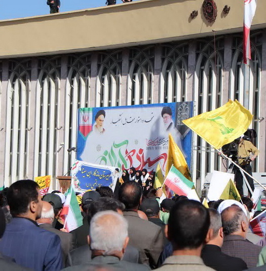 شرکت پرشور مدیریت و کارکنان مرکز تحقیقات کشاورزی همدان در راهپیمائی روز جهانی مبارزه با استکبار جهانی 13 آبان