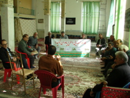 برگزاری دوره آموزشی–ترویجی با موضوع" کنترل پوسیدگی و آفات ریشه یونجه" در شهرستان تویسرکان