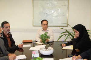 نشست هم اندیشی پروژه تحقیقاتی با موضوع " بررسی عوامل کاهش کمی و کیفی گردوی شهرستان تویسرکان" در همدان