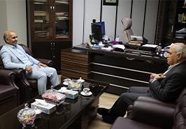 دیدار رئیس موسسه تحقیقات علوم شیلاتی کشور با رئیس تعاونی صیادان استان هرمزگان