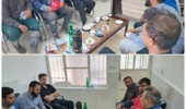 نشست صمیمانه رئیس مرکز تحقیقات و آموزش کشاورزی و منابع طبیعی خوزستان با کارگران روزمزد مزرعه