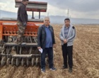 کاشت نخود دیم رقم آنا در طبقه بذری گواهی‌شده در ایستگاه تحقیقات کشاورزی سراب چنگایی