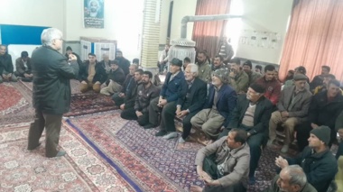 برگزاری کارگاه تخصصی پرواربندی بره در مرکز جهاد کشاورزی دره صیدی شهرستان بروجرد