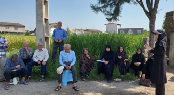 آشنایی شالیکاران با روش‌های نوین کنترل آفات و بیماری‌ها در روستای آکتیج‌کلا