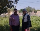 بازدید از باغات مزور و ارائه توصیه‌های لازم برای کنترل کنه تارتن توسط محقق پژوهشکده گل و گیاهان زینتی