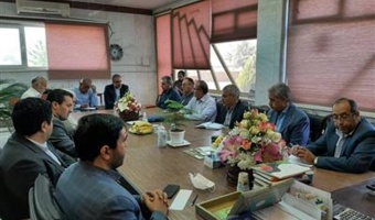 برگزاری صبحانه کاری به مناسبت روز ملی گل و گیاه با حضور مسئولان و تولیدکنندگان در شهرستان محلات