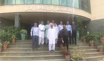 بازدید معاون تولیدات گیاهی سازمان جهاد کشاورزی استان سیستان و بلوچستان و هیأت همراه از پژوهشکده گل و گیاهان زینتی