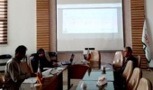 برگزاری جلسه ارزیابی و ارزشیابی کارکنان غیر هیأت علمی پژوهشکده گل و گیاهان زینتی