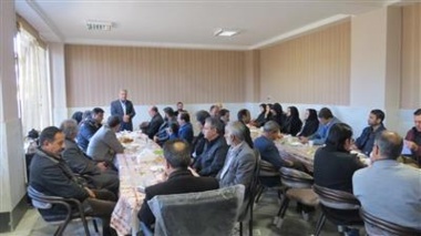 برگزاری جلسه صبحانه‌کاری با محوریت بررسی مشکلات فنی تولید گل و گیاهان زینتی در محلات