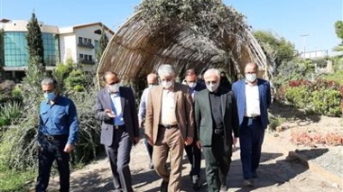 بازدید رئیس سازمان تحقیقات، آموزش و ترویج کشاورزی و جمعی از مسئولان از پژوهشکده گل و گیاهان زینتی