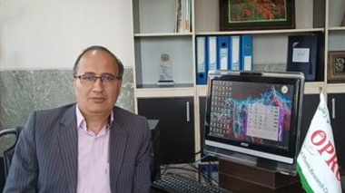 دکتر حسین بیات در گفت‌وگو با ایسنا: پژوهشکده گل و گیاهان زینتی محلات، مرجع ملی توسعه علمی و فنی صنعت گل در کشور