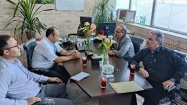 بازدید رئیس پژوهشکده گل و گیاهان زینتی و همکاران از شرکت کشت و صنعت سرزمین گل حامی و تدوین پیش‌نویس تفاهم‌نامه همکاری علمی