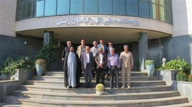 بازدید رئیس سازمان جهاد کشاورزی و رئیس مرکز تحقیقات جنوب کرمان از پژوهشکده گل و گیاهان زینتی و توافق بر اجرای برنامه‌های مشترک