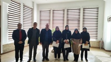 برگزاری مراسم تقدیر از بانوان همکار و پژوهشگران برتر پژوهشکده گل و گیاهان زینتی در چهارم دی‌ماه ۱۴۰۳