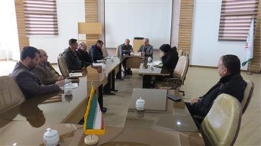 برگزاری جلسه پژوهشی در پژوهشکده گل و گیاهان زینتی با حضور دکتر گل‌محمدی و اعضای هیأت علمی