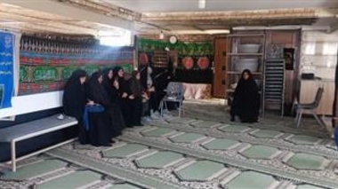 برگزاری دوره مهارتی آموزشی گل و گیاهان زینتی با مشارکت محققان پژوهشکده و بازدید میدانی از باغات نمونه مشهد اردهال
