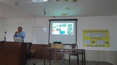 برگزاری دوره آموزشی «مدیریت کشت تا برداشت محصولات گلخانه‌ای» با تدریس دکتر بیات در مرکز خدمات کشاورزی خمین
