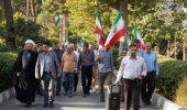 تجدید میثاق کارکنان مؤسسه رازی با آرمان‌های انقلاب اسلامی و اعلام آمادگی برای دفاع از میهن