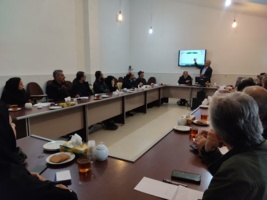 برگزاری نشست تخصصی انگور در مرکز سمنان (شاهرود)