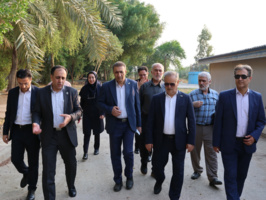بازدید غلامرضا گل محمدی، معاون وزیر جهاد کشاورزی و رئیس سازمان تحقیقات، آموزش و ترویج کشاورزی از پژوهشکده