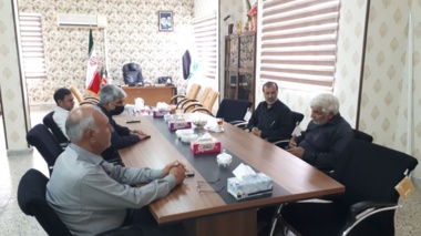 نشست تخصصی پیرایش و گرده افشانی درختان خرما در منطقه سیستان
