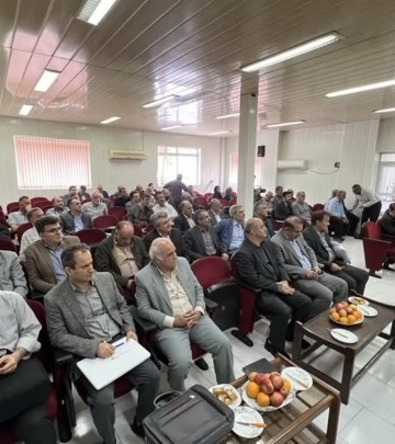نشست مدیریت مسئولانه ذخایر ماهیان دریای کاسپین در اداره کل شیلات استان گیلان
