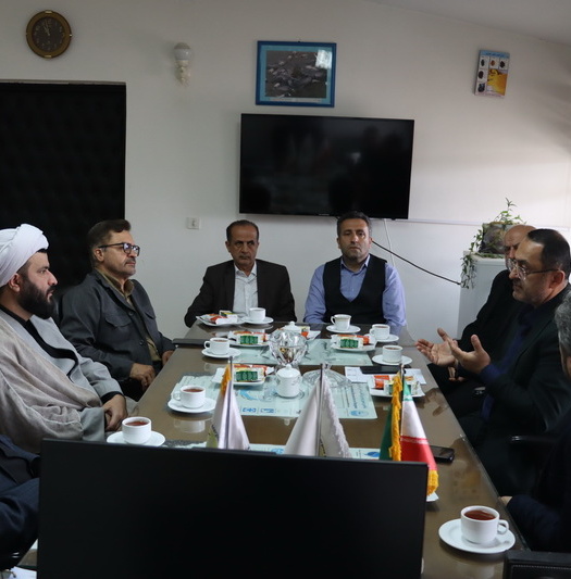 حضور امام جمعه شهرستان سنگر و هیات همراه در انستیتو تحقیقات بین المللی ماهیان خاویاری