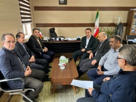 نشست صمیمانه روسای انستیتو تحقیقات بین المللی ماهیان خاویار با مادر تخصصی ماهیان خاویاری گیلان