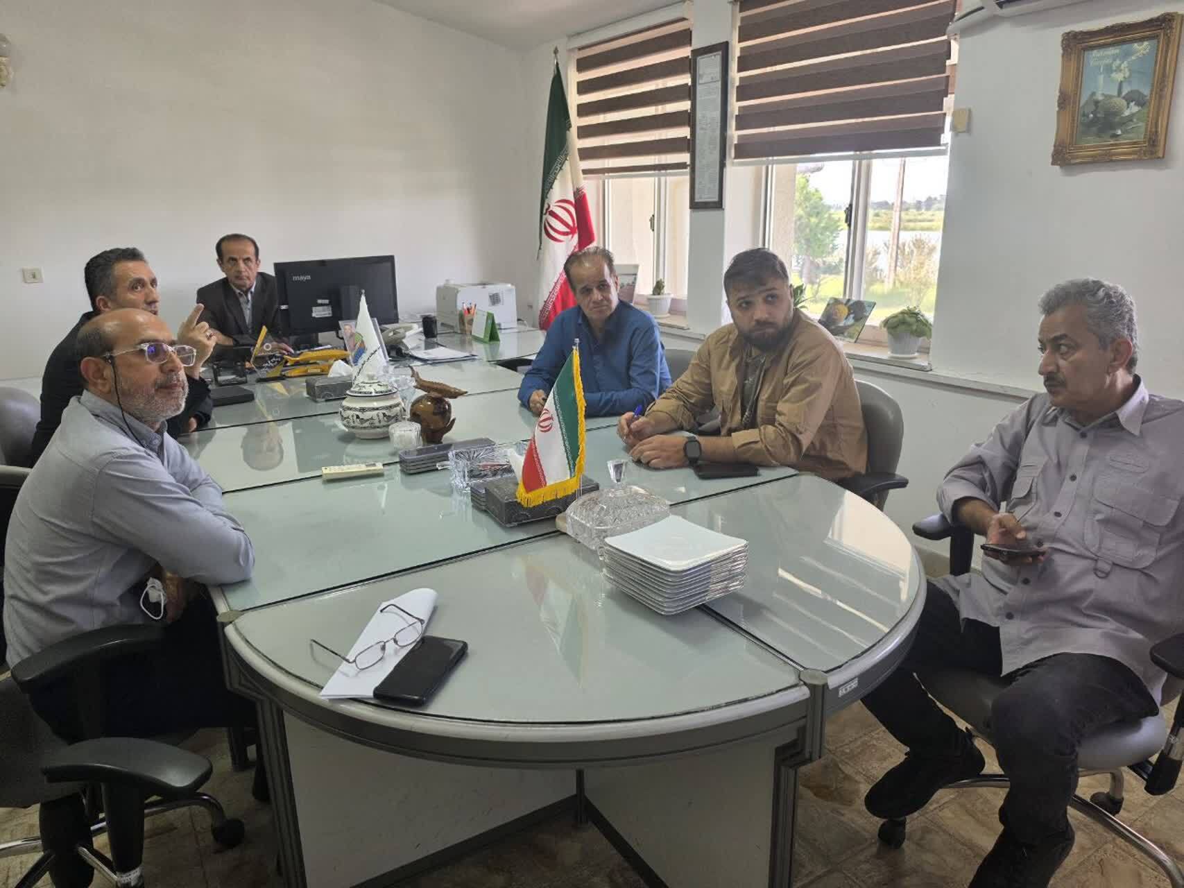برگزاری نشست مشترک کارشناسان سازمان حفاظت محیط زیست و انستیتو تحقیقات بین‌المللی ماهیان خاویاری