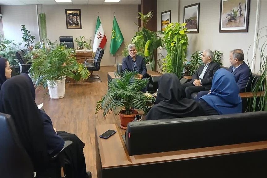 خیز گیلان برای تکمیل زنجیره ارزش ابریشم با محوریت بانوان نوغاندار