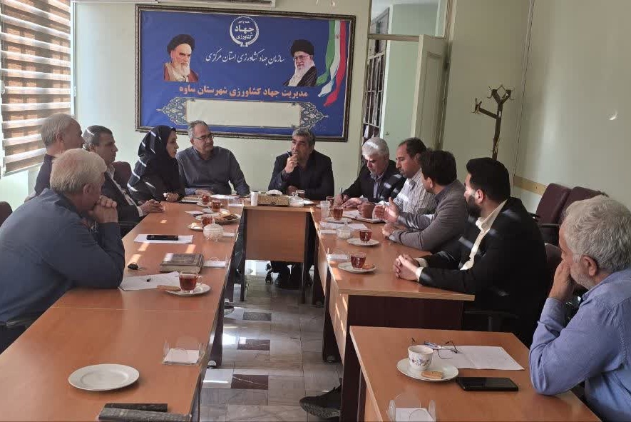 تبیین برنامه‌های پژوهشی و معرفی ظرفیت‌های ژنتیکی انار ساوه در پنجمین جشنواره ملی انار