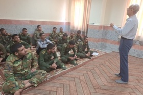 برگزاری دوره آموزشی پرورش شترمرغ برای سربازان وظیفه