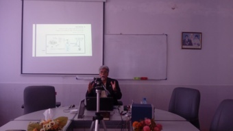 برگزاری دوره آموزشی «سامانه پایش و کنترل هوشمند گلخانه‌ها» در مرکز تحقیقات و آموزش کشاورزی و منابع طبیعی استان سمنان