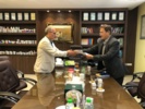 قرارداد همکاری مشترک تحقیقاتی میان پژوهشکده آبزیپروری آبهای داخلی کشور و شرکت باریج اسانس امضا شد