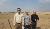 عملیات نمونه‌برداری و پایش خاک‌های منطقه شوش در شمال استان خوزستان