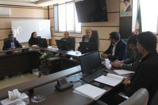 نشست هم اندیشی مسئولان مرکز تحقیقات کشاورزی و آموزش و پرورش استان چهارمحال و بختیاری