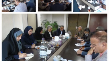 بررسی راهکارهای توسعه فعالیت‌های زنان روستایی با محوریت اقتصاد دریامحور