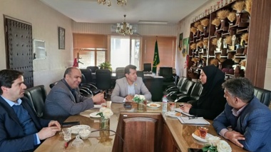 مدیریت مردمی و تلفیقی آفت کرم خراط در استان کرمان