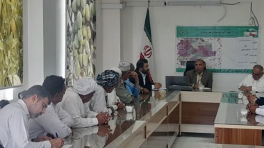 کلاس آموزشی مدیریت تولید گوجه‌فرنگی در سایبان در شهرستان کنارک