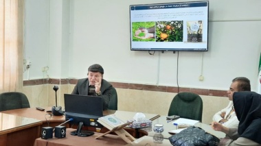 برگزاری کارگاه آموزشی و ترویجی روز انتقال یافته‌های تحقیقاتی با محوریت زمان و نحوه کاربرد محرک های گیاهی، تنظیم کننده های رشد گیاهی و هورمون ها
