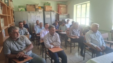 کارگاه آموزشی–ترویجی «حریق در منابع طبیعی؛ شناخت مفاهیم و روش‌های اطفای حریق» در مرکز جهاد کشاورزی ژان دورود برگزار شد