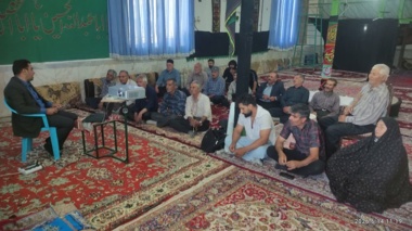 برگزاری کلاس‌های آموزشی مدیریت ضایعات کشاورزی و مهار پوره سن گندم در الیگودرز