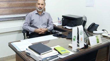 بررسی اثر محلولپاشی درختان زیتون با کائولین بر شاخص های کمی و کیفی روغن زیتون توسط عضو هیات علمی پژوهشکده مرکبات و میوه‌های نیمه‌گرمسیری