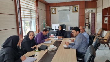 جلسه هماهنگی برگزاری دوره های آموزش مهارتی و پایدارسازی برای مددجویان کمیته امداد امام خمینی (ره) استان مرکزی