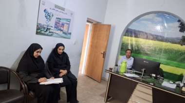 نشست کارگروه مسئله‌محور ارتقای بهره‌وری پهنه‌های تولیدی در مرکز جهاد کشاورزی شهرستان جیرفت