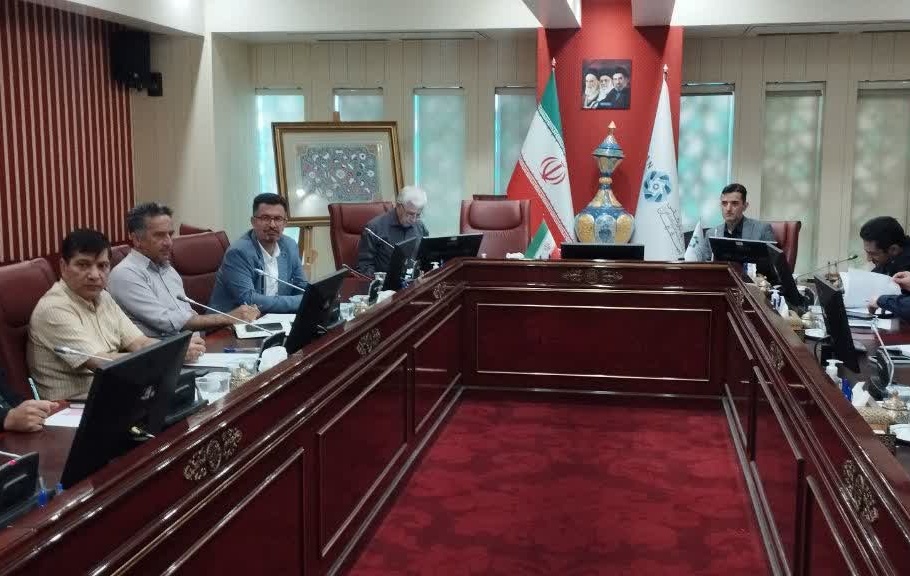 گزارش فعالیت پژوهش های کاربردی مرکز اصفهان