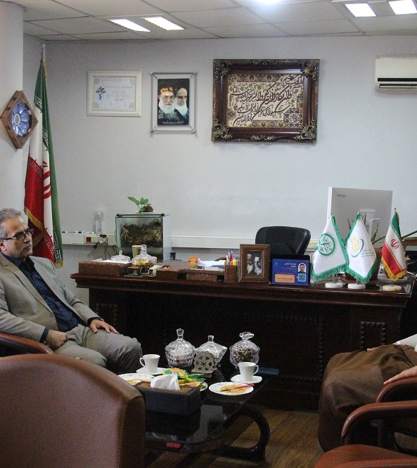 پیوند دانش و تعهد